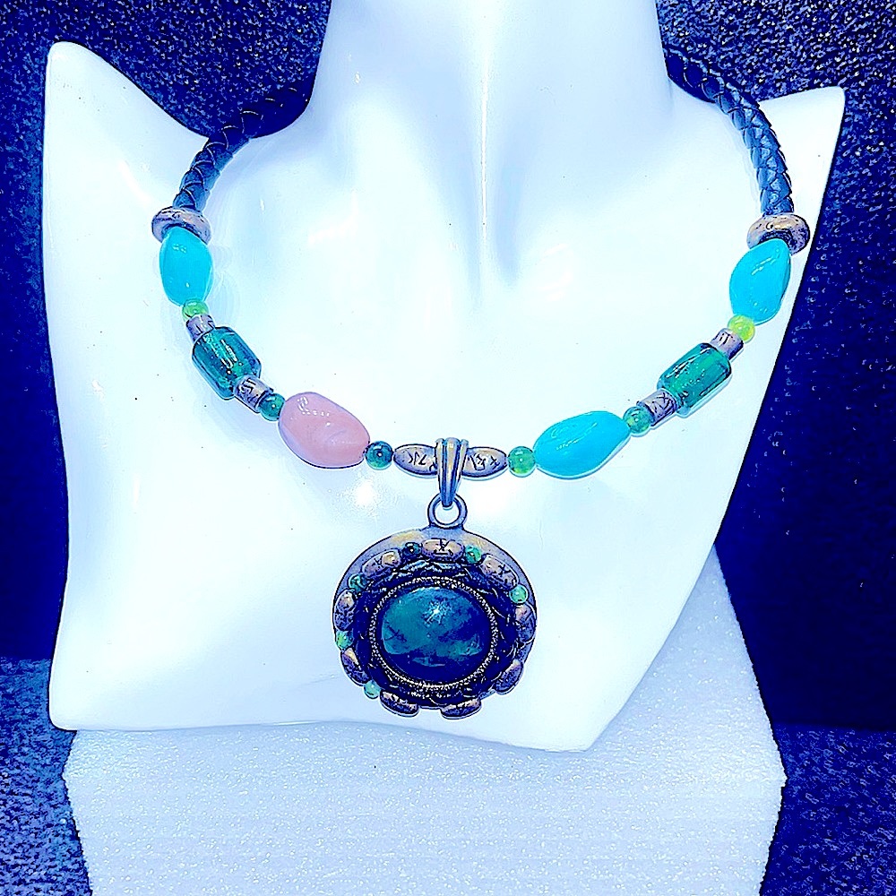 Chico’s Multi-Material And Multicolored Choker Ne… - image 1